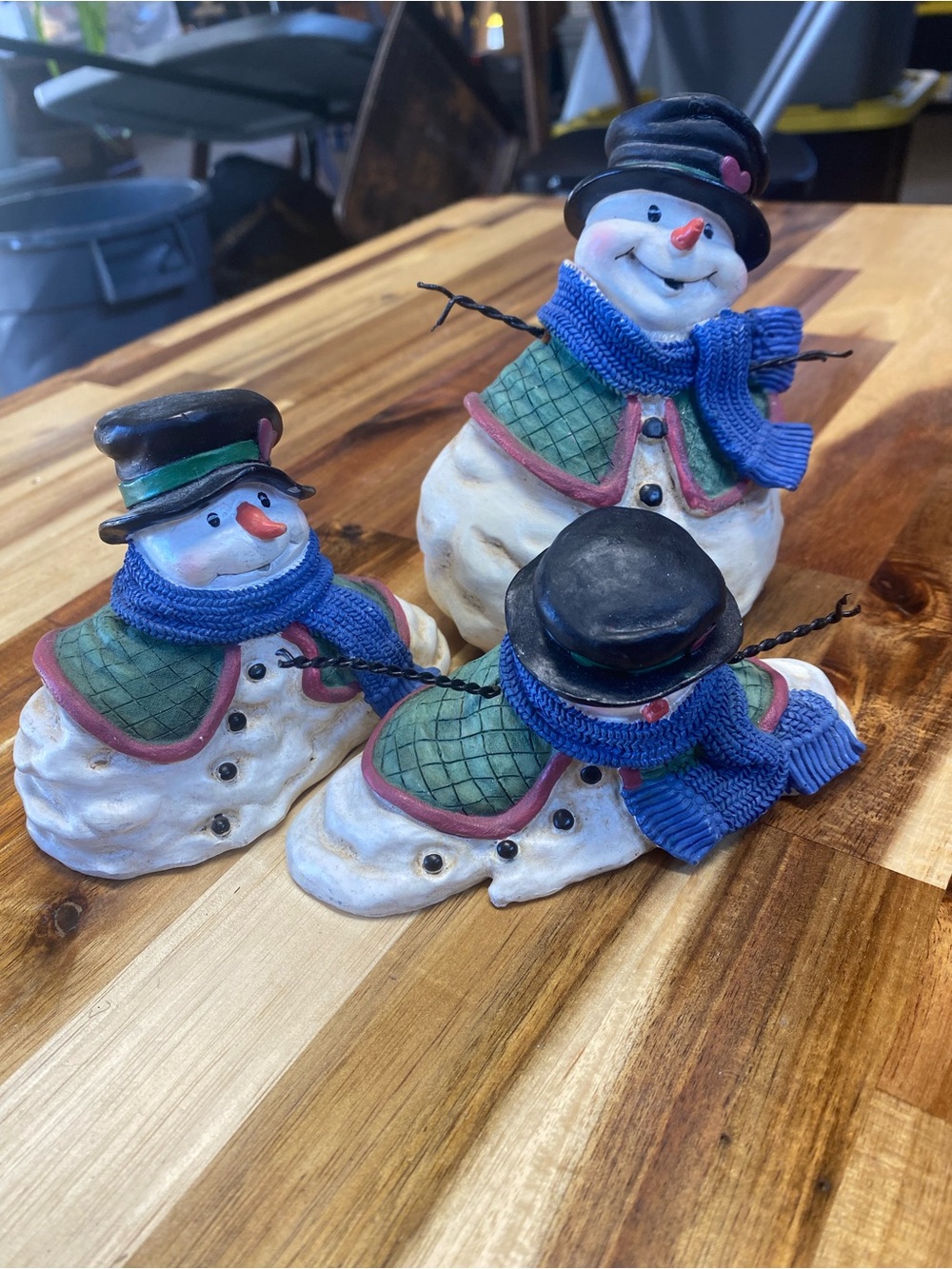 Set of 3 Snowman Christmas Figurines Plastic Resin Blue Scarves Multicolor